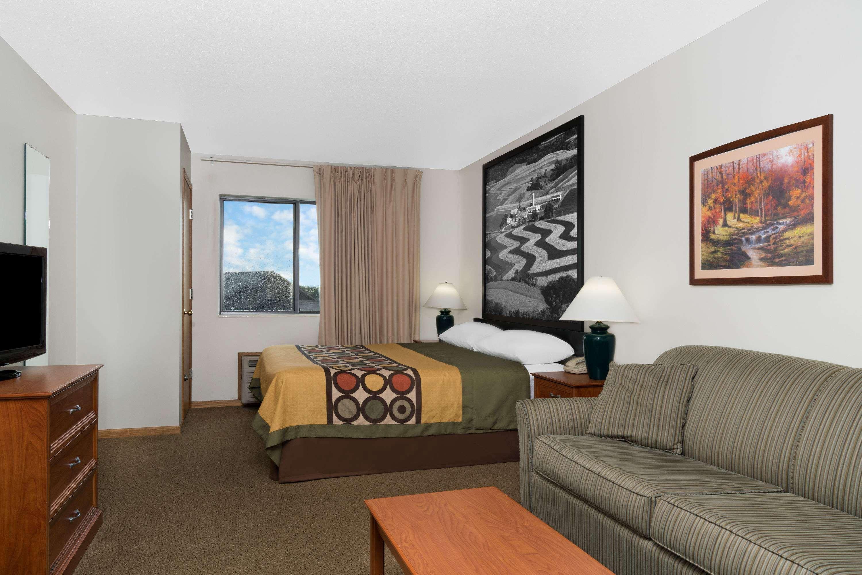 Super 8 By Wyndham Sparta Buitenkant foto