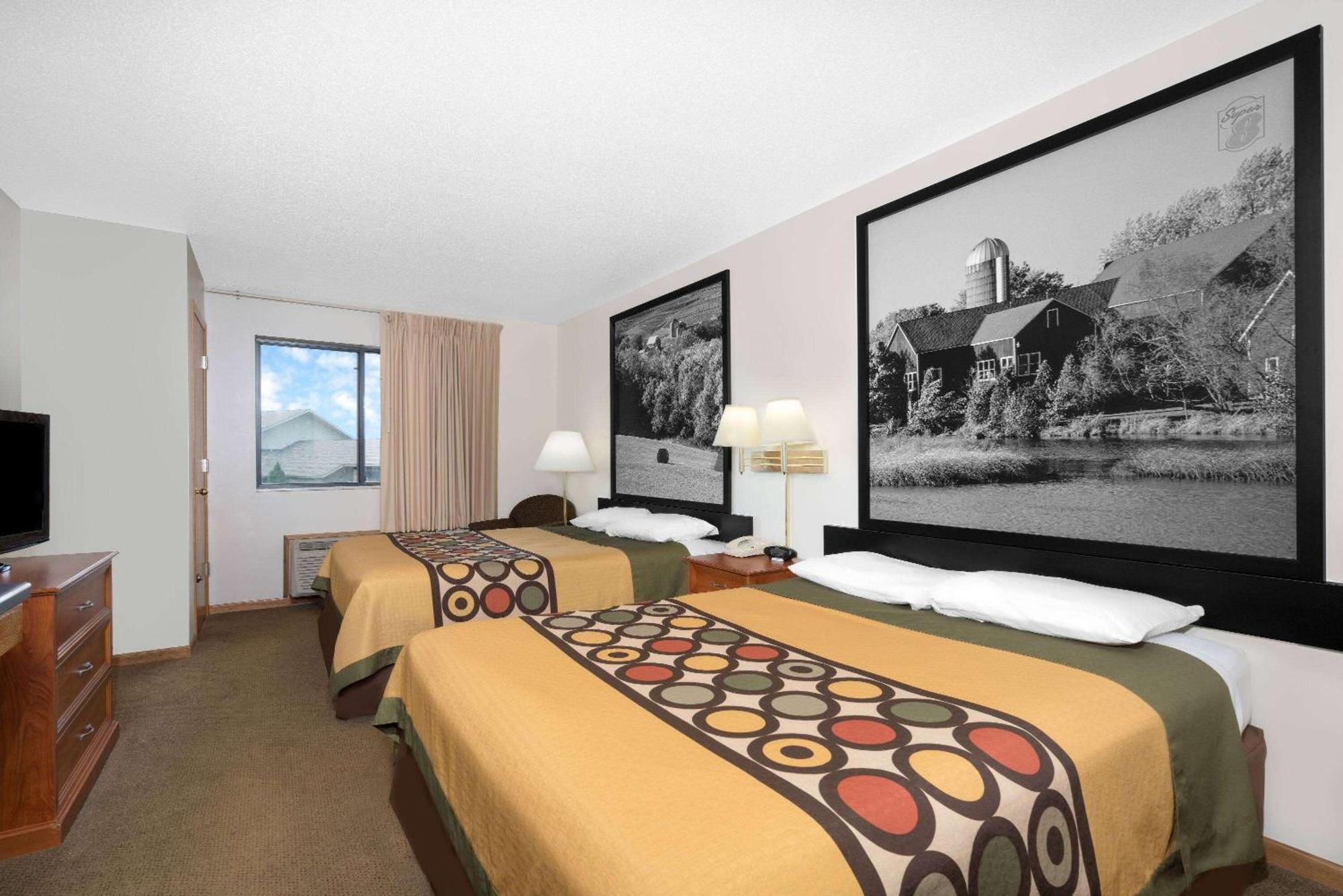 Super 8 By Wyndham Sparta Buitenkant foto
